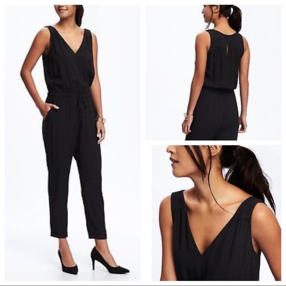 old navy black jumper